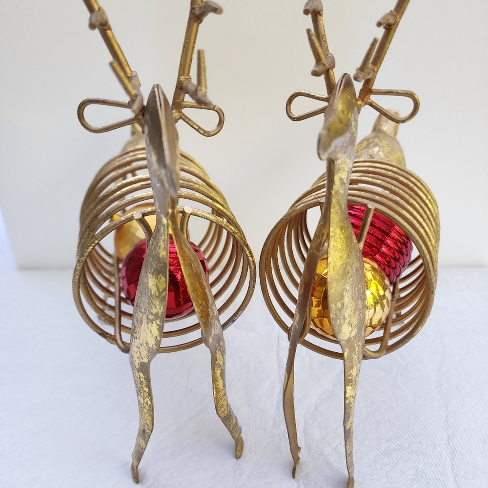Gold metal reindeer, set of two Christmas decor - Picture 3 of 11